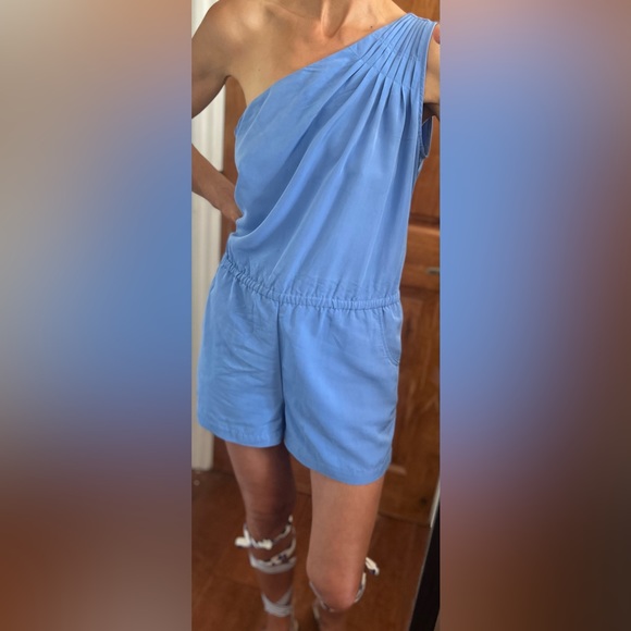 Banana Republic Blue Romper (12) - Picture 2 of 9